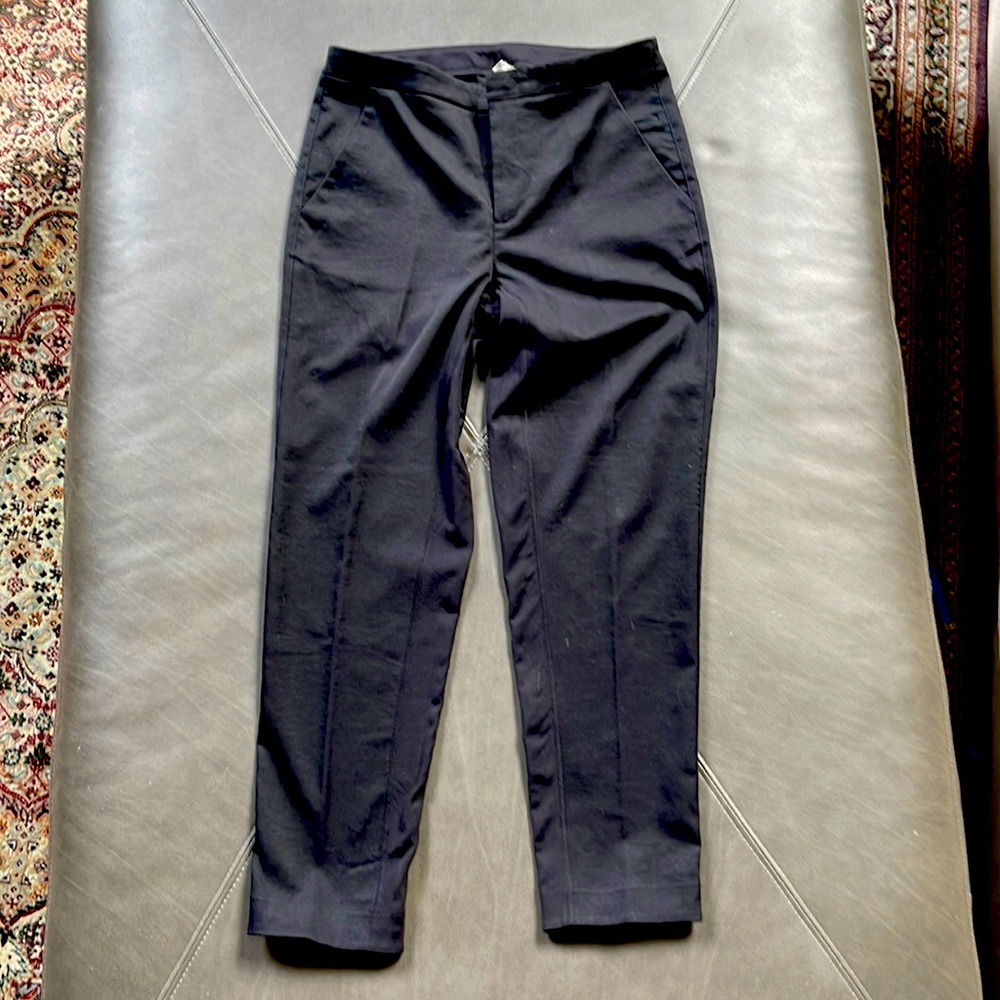 COPY - Lululemon Cropped City Pant with Stretch sz 6 Navy